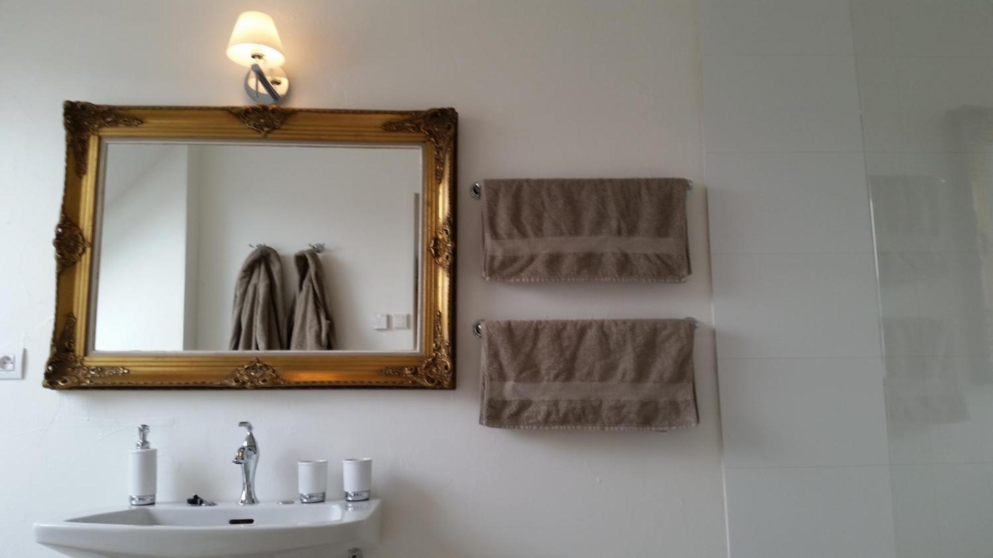 B&B La Douceur De La Miclette Ellezelles Ruang foto